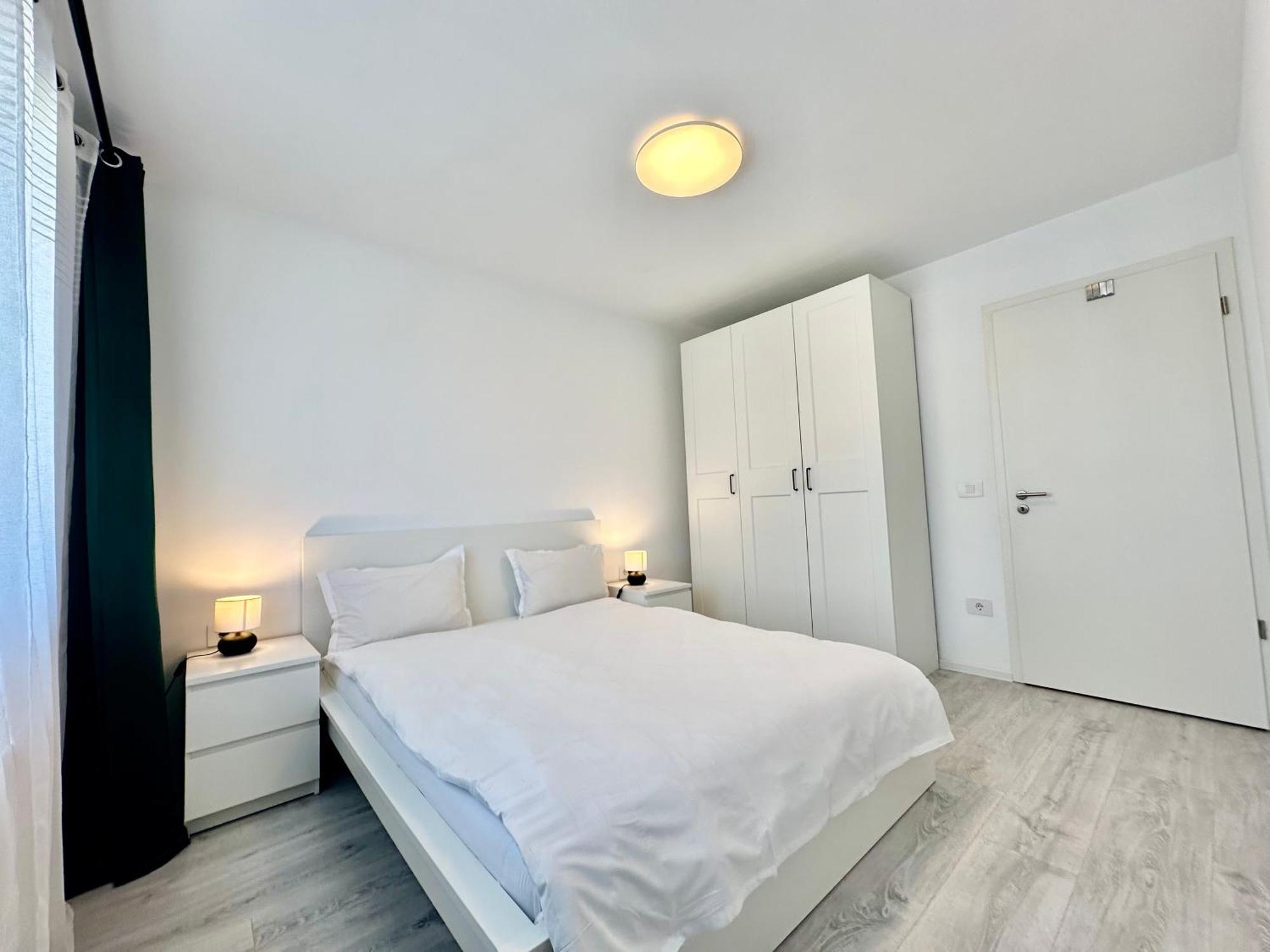 Kasper Coresi Mall - Rise Private Apartments & Suites Braşov Exterior foto