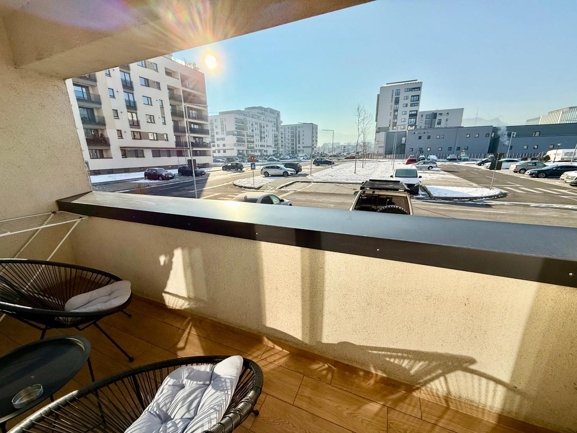 Kasper Coresi Mall - Rise Private Apartments & Suites Braşov Exterior foto
