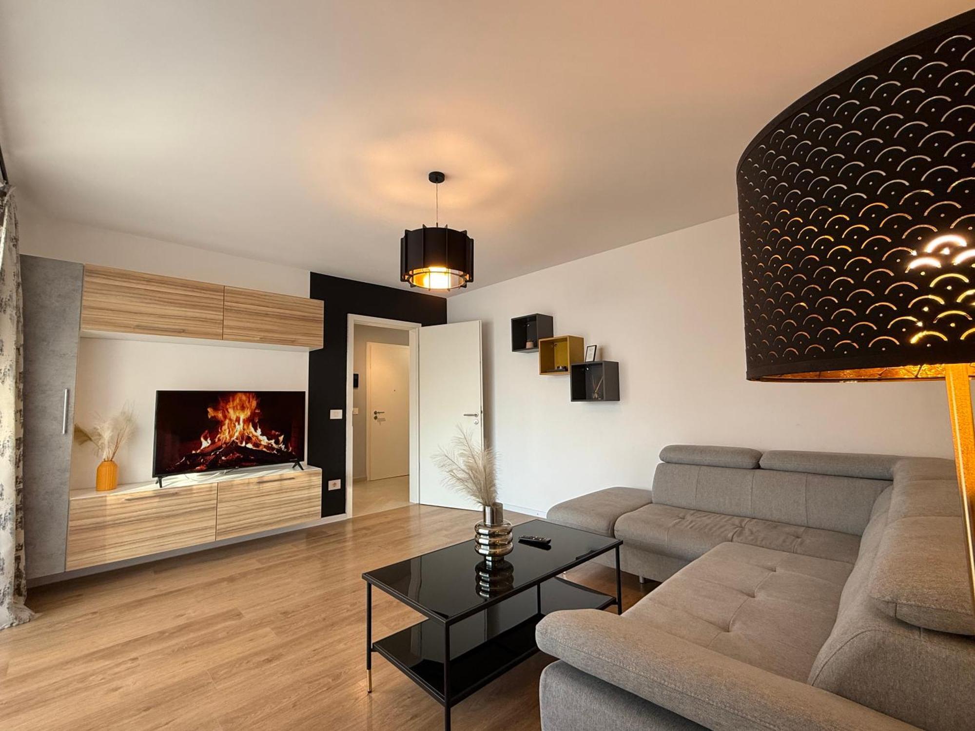 Kasper Coresi Mall - Rise Private Apartments & Suites Braşov Exterior foto